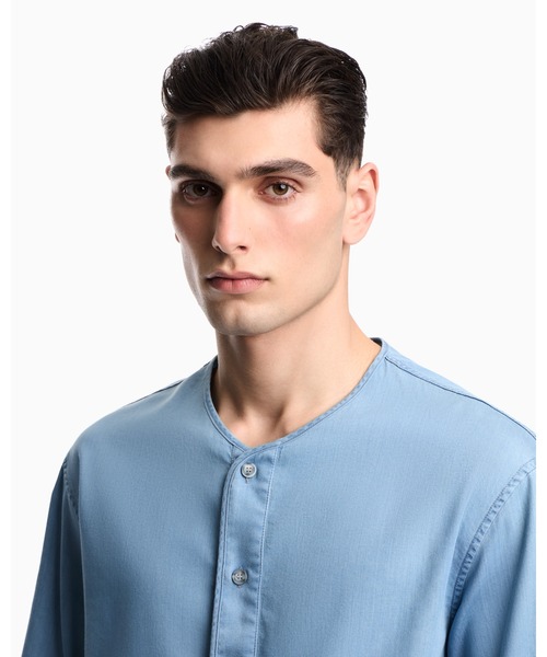 EMPORIO ARMANI(エンポリオアルマーニ)の「【エンポリオ アルマーニ】Icon ヘンリーネックシャツ ライトデニム(シャツ/ブラウス・メンズ・ライトブルー・52/50/48/54)」の3枚目の写真