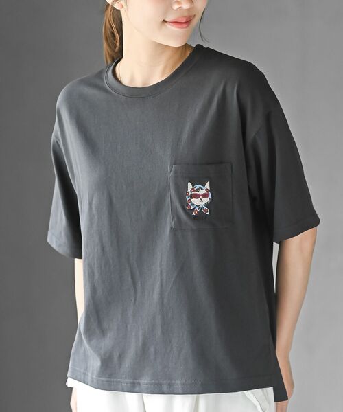 rps(アールピーエス)の「スカーフキャット刺繍ポケットT(Tシャツ/カットソー・レディース・チャコールグレー/オフホワイト/その他/オートミール・フリー)」の1枚目の写真