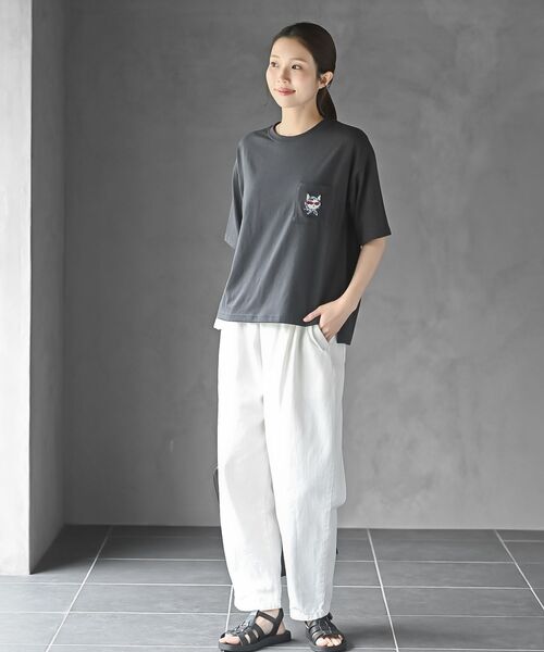 rps(アールピーエス)の「スカーフキャット刺繍ポケットT(Tシャツ/カットソー・レディース・チャコールグレー/オフホワイト/その他/オートミール・フリー)」の22枚目の写真