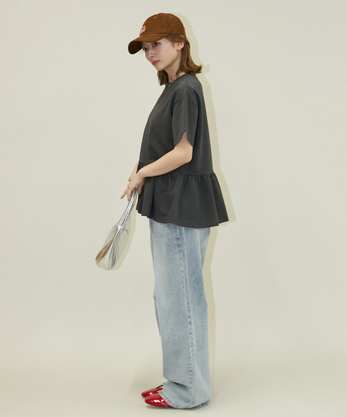 PUBLUX(パブリュクス)の「PUBLUX/パブリュクス <接触冷感>クール ポンチ ペプラム Tシャツ 限定展開(Tシャツ/カットソー・レディース・グレー/オフホワイト/チャコールグレー・フリ-)」の22枚目の写真