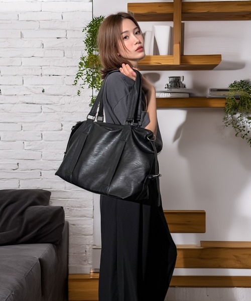 上品 高見え PUレザー 2WAY ショルダーバッグ 斜めがけ スクエア