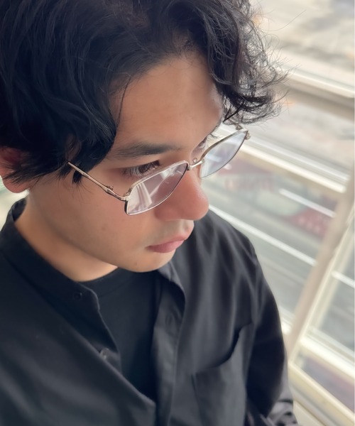 Peony(ピオニー)の「【Peony/ピオニー】スクエアフォームカラーサングラス(サングラス・メンズ・ブルー/グリーン/ブラウン・FREE)」の7枚目の写真