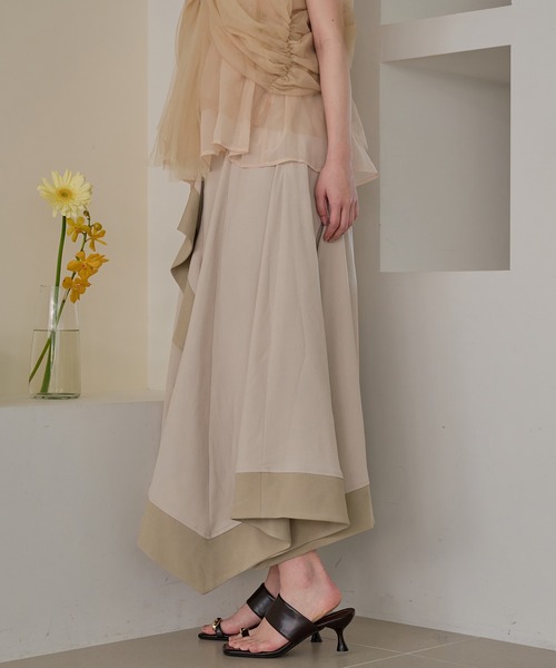 mideal(マイディール)の「two tone frill hem skirt / バイカラーフリルヘムスカート(スカート・レディース・アイボリー/ブラック・FREE)」の4枚目の写真