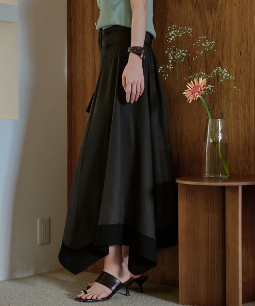 mideal(マイディール)の「two tone frill hem skirt / バイカラーフリルヘムスカート(スカート・レディース・アイボリー/ブラック・FREE)」の18枚目の写真