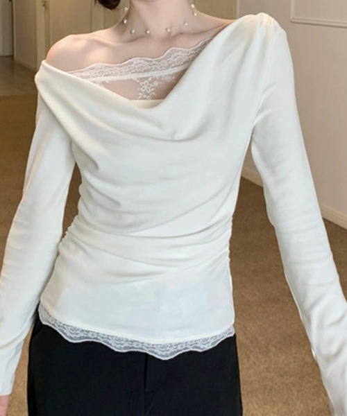 AVYL(アヴィル)の「レースドッキングドレープシャーリングトップス(Tシャツ/カットソー・レディース・オフホワイト・M)」の9枚目の写真