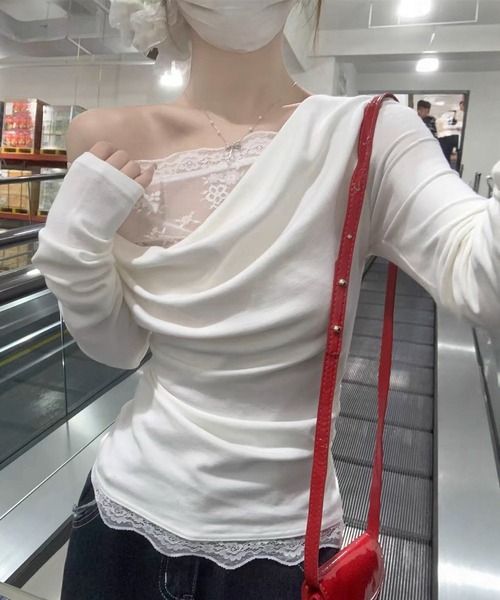 AVYL(アヴィル)の「レースドッキングドレープシャーリングトップス(Tシャツ/カットソー・レディース・オフホワイト・M)」の6枚目の写真
