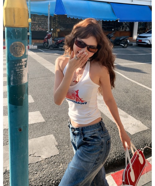 inst.ALL(インストール)の「ウォッシュデニムカプリパンツ(デニムパンツ・レディース・ブルー・S/M/L/LL)」の2枚目の写真