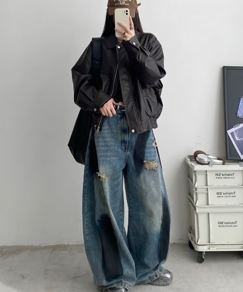 REBALANCE(リバランス)の「ワイドデニムパンツ(デニムパンツ・レディース・A・MEDIUM/LARGE/X-LARGE)」の4枚目の写真
