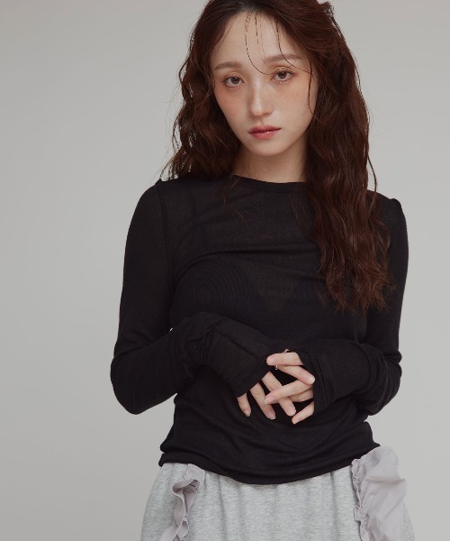 W:Huku(フーク)の「リバーシブルロングスリーブTシャツ / Reversible Long-Sleeve T-Shirt(Tシャツ/カットソー・レディース・ブラック/オフホワイト/ブルー系その他/イエロー系その他/ベージュ・FREE)」の6枚目の写真
