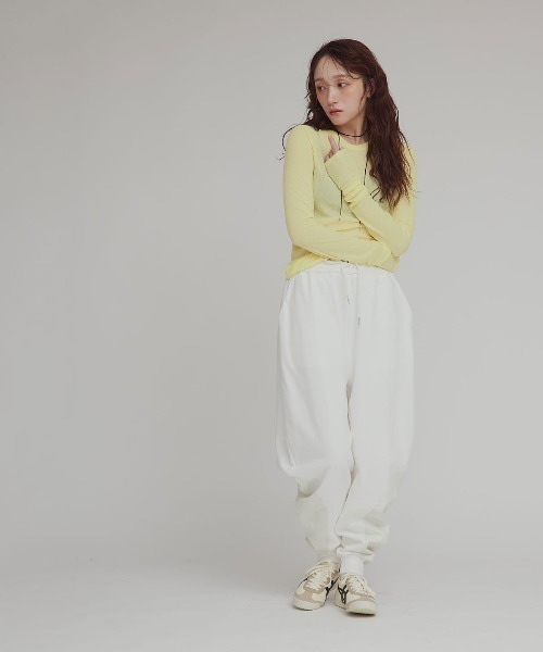 W:Huku(フーク)の「リバーシブルロングスリーブTシャツ / Reversible Long-Sleeve T-Shirt(Tシャツ/カットソー・レディース・ブラック/オフホワイト/ブルー系その他/イエロー系その他/ベージュ・FREE)」の21枚目の写真