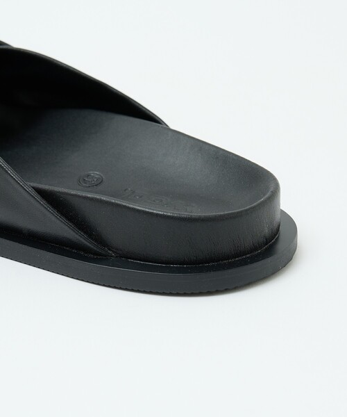 waa.(ワー)の「【Waa .studios / ワースタジオ】XEP SANDALS / XEP サンダル / レザーサンダル / クロスデザイン(サンダル・メンズ・ブラック・42/43/41)」の9枚目の写真