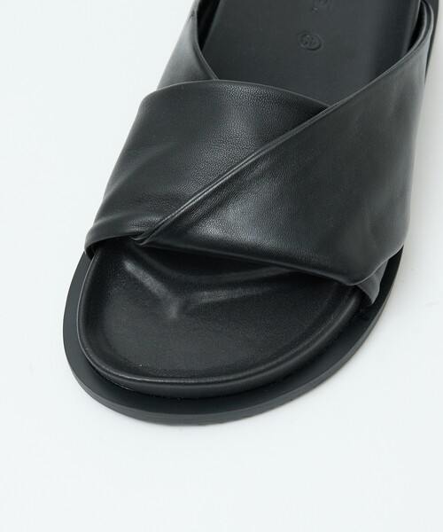 waa.(ワー)の「【Waa .studios / ワースタジオ】XEP SANDALS / XEP サンダル / レザーサンダル / クロスデザイン(サンダル・メンズ・ブラック・42/43/41)」の11枚目の写真