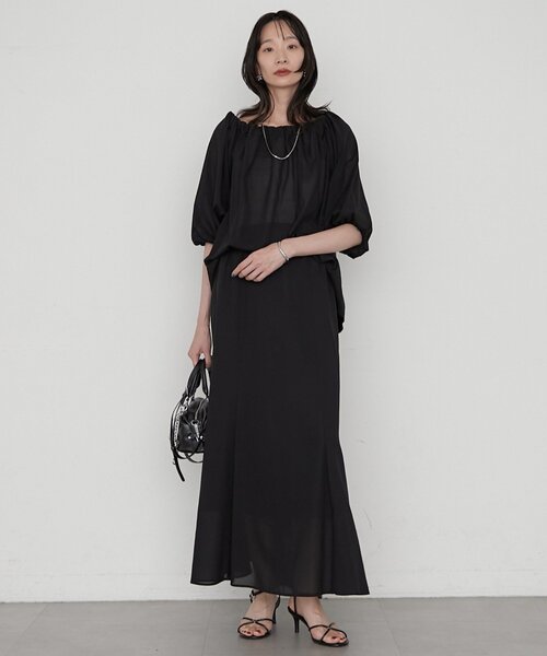 LOUNGEDRESS(ラウンジドレス)の「《セットアップ可》【JAPAN MADE】カラミメッシュオフショルプルオーバー(シャツ/ブラウス・レディース・ブラック/オフホワイト/ブラウン・FREE)」の13枚目の写真