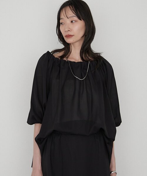 LOUNGEDRESS(ラウンジドレス)の「《セットアップ可》【JAPAN MADE】カラミメッシュオフショルプルオーバー(シャツ/ブラウス・レディース・ブラック/オフホワイト/ブラウン・FREE)」の17枚目の写真