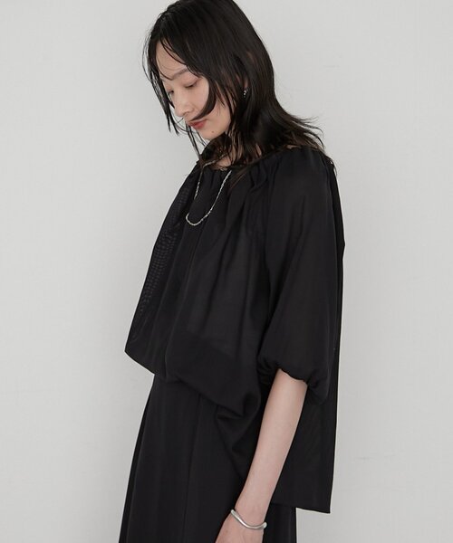 LOUNGEDRESS(ラウンジドレス)の「《セットアップ可》【JAPAN MADE】カラミメッシュオフショルプルオーバー(シャツ/ブラウス・レディース・ブラック/オフホワイト/ブラウン・FREE)」の18枚目の写真