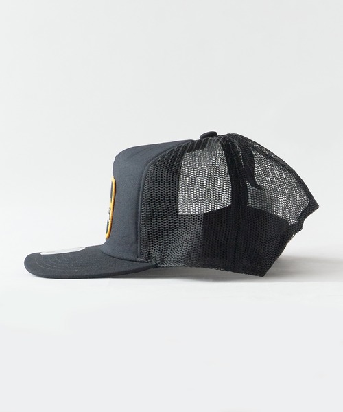BRIXTON（ブリクストン）の「BRIXTON/ブリクストン  TAKE IT EASY C NP TRUCKER ミディアムプロファイル ブランドパッチ フラットバイザー メッシュ トラッカーキャップ  ストリートメンズ 2026年 夏 夏服（キャップ・メンズ・ライトブルー/ブラック・ONE SIZE）」の9枚目の写真