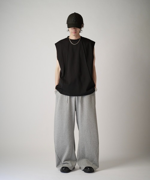 Lui's（ルイス）の「【Neucon】NAKED CURVE SWEAT PANTS / ネイキッドカーブスウェットパンツ / セットアップ対応（スウェットパンツ・メンズ・ブラック/チャコールグレー/杢グレー・2/1）」の5枚目の写真