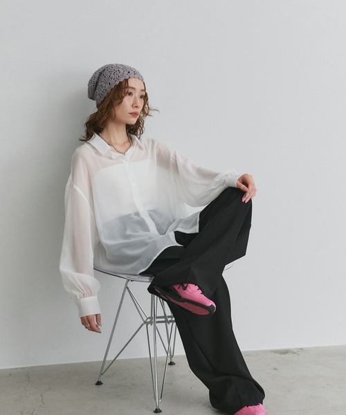 ad thie(アドティエ)の「オーバーサイズ シアー シャツ(シャツ/ブラウス・レディース・ブラック/ダークブラウン/オフホワイト/ブルー・FREE)」の11枚目の写真