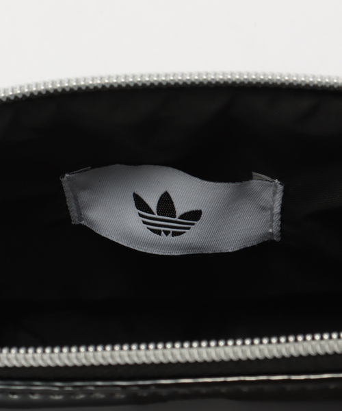 adidas Originals(アディダスオリジナルス)の「adidas originals / アディダス オリジナルス ADICOLOR BOWLING BAG PU(ショルダーバッグ・レディース・ブラック・FREE)」の7枚目の写真