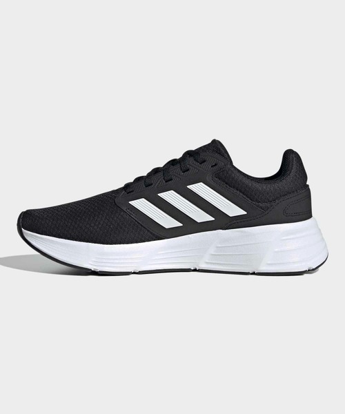 adidas(アディダス)の「GLX 6 / ランニングシューズ / ランニングシューズ / アディダス adidas(スニーカー・メンズ・ブラック×ホワイト・24.5cm/25.0cm/25.5cm/26.0cm/26.5cm/27.0cm/27.5cm/28.0cm/28.5cm/29.0cm)」の6枚目の写真