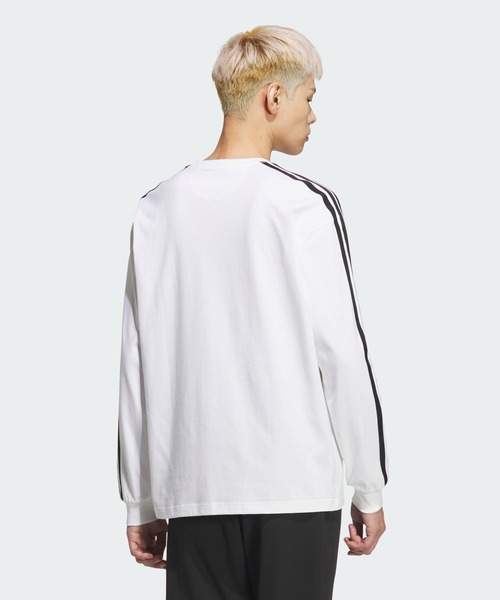 adidas(アディダス)の「エッセンシャルズ プラス ルーズフィット スリーストライプス シングルジャージー 長袖Tシャツ / ロンT / アディダス adidas(Tシャツ/カットソー・メンズ・ホワイト・XX-LARGE/3XL/LARGE/MEDIUM/SMALL/X-LARGE/X-SMALL)」の2枚目の写真