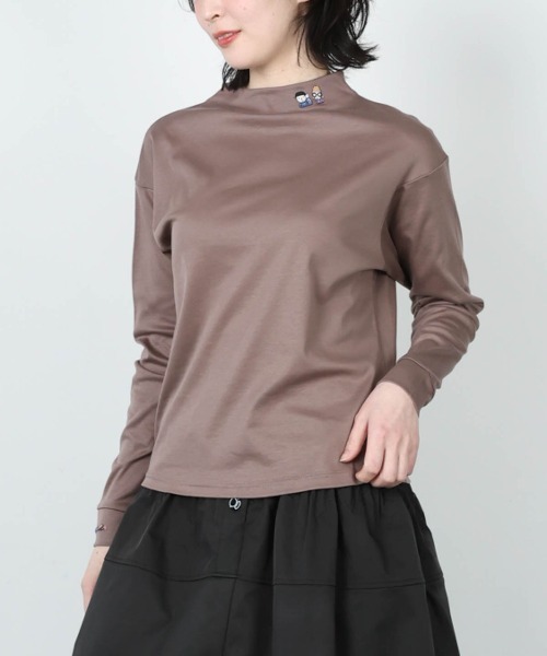 STUDIO PICONE(スタジオピッコーネ)の「ビーズ刺繍冷感ボトルネックプルオーバー(Tシャツ/カットソー・レディース・ホワイト/ブラック/ブラウン/ライトパープル・LL/L/M)」の3枚目の写真
