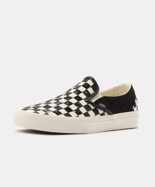 VANS(バンズ)の「VANS Classic Slip-On VN000D6Y705(スニーカー・レディース・ブラック・23.5cm/23cm/24.5cm/24cm)」の2枚目の写真