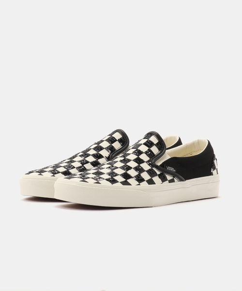 VANS(バンズ)の「VANS Classic Slip-On VN000D6Y705(スニーカー・レディース・ブラック・23.5cm/23cm/24.5cm/24cm)」の7枚目の写真
