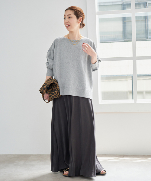 Spick & Span(スピックアンドスパン)の「ロングスリーブラグランスウェット(スウェット・レディース・ブラウン/グレー/チャコールグレー・FREE)」の10枚目の写真