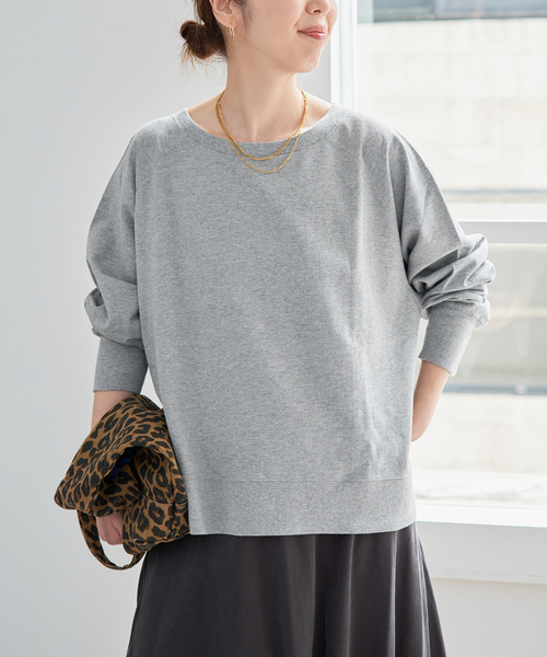 Spick & Span(スピックアンドスパン)の「ロングスリーブラグランスウェット(スウェット・レディース・ブラウン/グレー/チャコールグレー・FREE)」の19枚目の写真