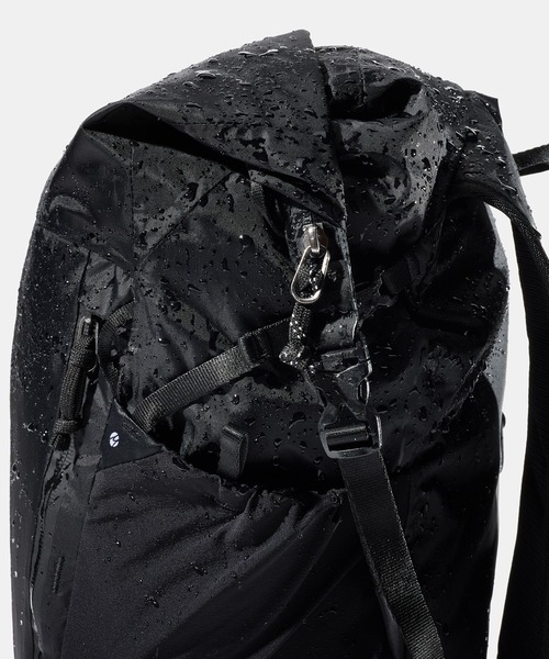 Matador（マタドール）の「Matador/マタドール 18L Waterproof Packable Backpack/18L ウォータープルーフ パッカブルバックパック（バックパック/リュック・メンズ・ワインレッド/ダークグリーン/ブラック・FREE）」の14枚目の写真