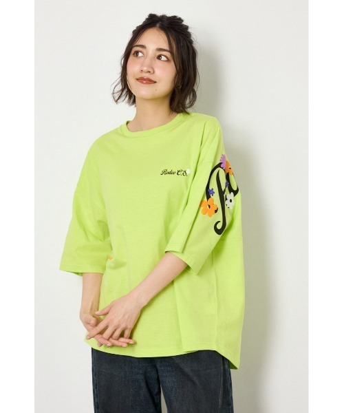 RODEO CROWNS WIDE BOWL(ロデオクラウンズワイドボウル)の「フラワースクリプトロゴ5分袖Tシャツ(Tシャツ/カットソー・レディース・オフホワイト/ライム/ブラック/ライトピンク・FREE)」の5枚目の写真