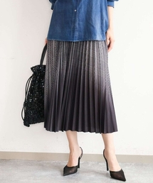 MK MICHEL KLEIN（エムケーミッシェルクラン）の「[洗える]グラデーションデザインニットプリーツスカート（スカート）」