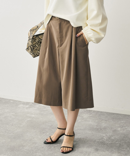Spick & Span(スピックアンドスパン)の「ツータックキュロットパンツ(その他パンツ・レディース・チャコールグレー/キャメル・36/38)」の11枚目の写真