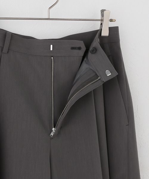 Spick & Span(スピックアンドスパン)の「ツータックキュロットパンツ(その他パンツ・レディース・チャコールグレー/キャメル・36/38)」の18枚目の写真