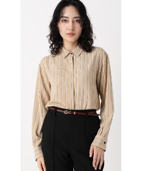 AOYAMA(アオヤマ)の「シャツカラーストライプブラウス【美ジ楽ブラウス】(シャツ/ブラウス・レディース・ベージュ/ネイビー・L/M)」の1枚目の写真