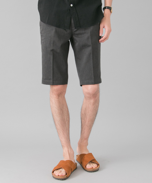 URBAN RESEARCH(アーバンリサーチ)の「UR T/C TWILL SLIM SHORTS(その他パンツ・メンズ・ブラック/グレー/ベージュ/ネイビー・SMALL/LARGE/MEDIUM)」の3枚目の写真