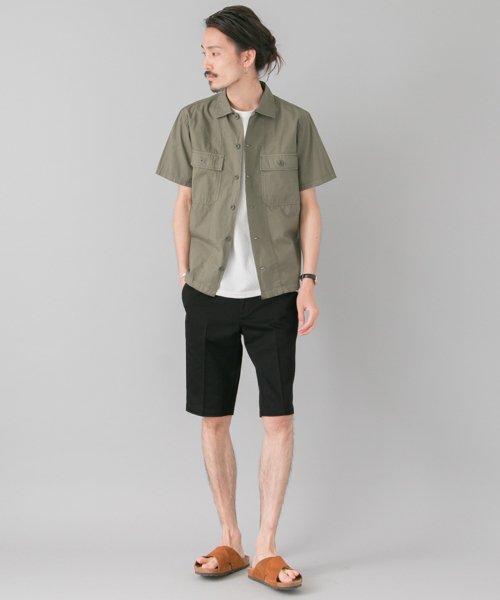 URBAN RESEARCH(アーバンリサーチ)の「UR T/C TWILL SLIM SHORTS(その他パンツ・メンズ・ブラック/グレー/ベージュ/ネイビー・SMALL/LARGE/MEDIUM)」の8枚目の写真