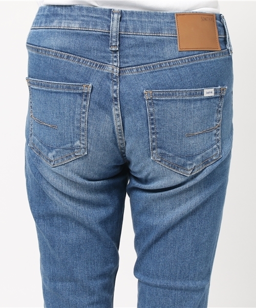 SOMETHING（サムシング）の「【SOMETHING】テーパードフィット　バイオウォッシュ （デニムパンツ・レディース・ダークインディゴブルー/インディゴブルー・29inch/28inch/30inch/27inch/26inch/31inch）」の8枚目の写真