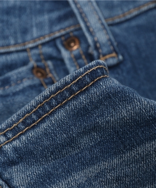 SOMETHING（サムシング）の「【SOMETHING】テーパードフィット　バイオウォッシュ （デニムパンツ・レディース・ダークインディゴブルー/インディゴブルー・29inch/28inch/30inch/27inch/26inch/31inch）」の12枚目の写真