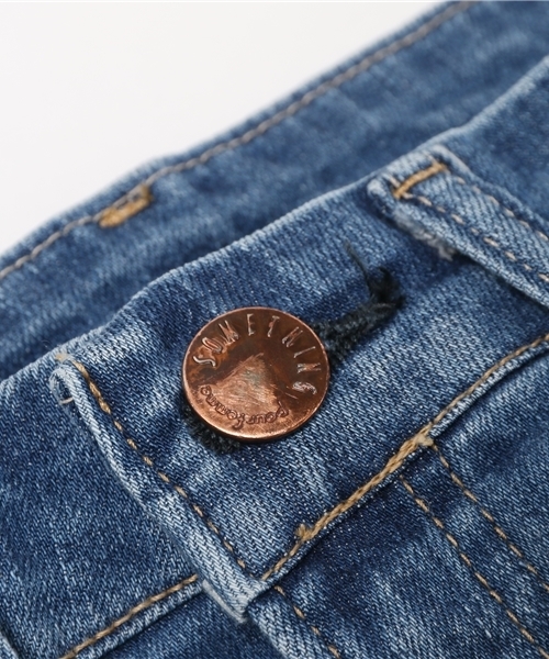 SOMETHING（サムシング）の「【SOMETHING】テーパードフィット　バイオウォッシュ （デニムパンツ・レディース・ダークインディゴブルー/インディゴブルー・29inch/28inch/30inch/27inch/26inch/31inch）」の7枚目の写真