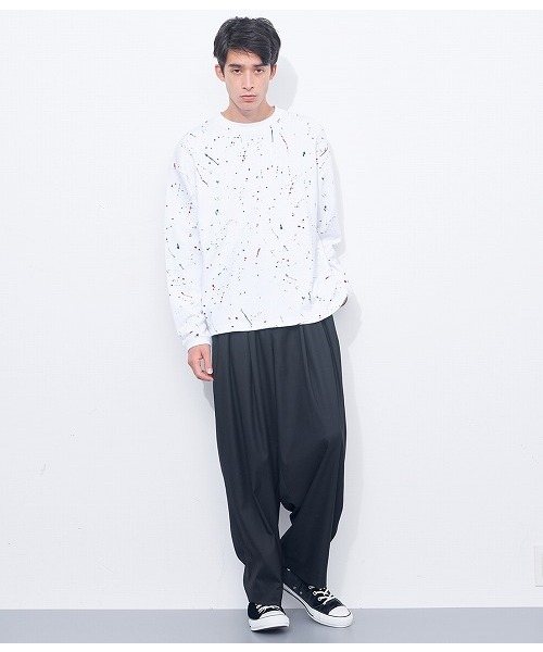 ADAM ET ROPE'（アダムエロペ）の「ドリッピングスウェット（スウェット・メンズ・ホワイト/ブラック・MEDIUM/L/M）」の4枚目の写真