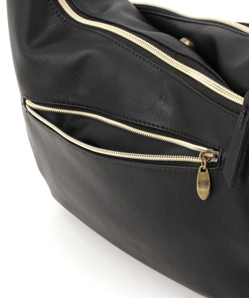 Legato Largo(レガートラルゴ)の「【Legato Largo】スモーキーシボ合皮多収納ショルダー(ショルダーバッグ・レディース・ライトベージュ/キャメル/ミント/ネイビー/ブラック・FREE)」の11枚目の写真