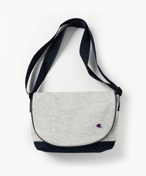 Champion（チャンピオン）の「【Champion　チャンピオン】　ダービー　シリーズ　メッセンジャータイプ　ショルダーバッグ　/　59431（ショルダーバッグ・メンズ・ネイビー/グレー/ブラック・FREE）」の4枚目の写真