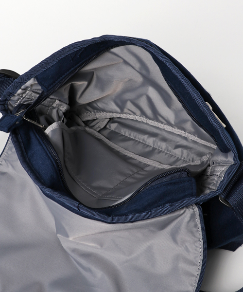 Champion（チャンピオン）の「【Champion　チャンピオン】　ダービー　シリーズ　メッセンジャータイプ　ショルダーバッグ　/　59431（ショルダーバッグ・メンズ・ネイビー/グレー/ブラック・FREE）」の10枚目の写真