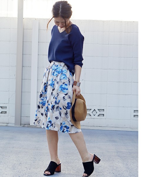 laboratory work（ラボラトリーワーク）の「水彩大花柄フレアスカート（スカート・レディース・イエロー系その他/ベージュ系その他・MEDIUM）」の7枚目の写真