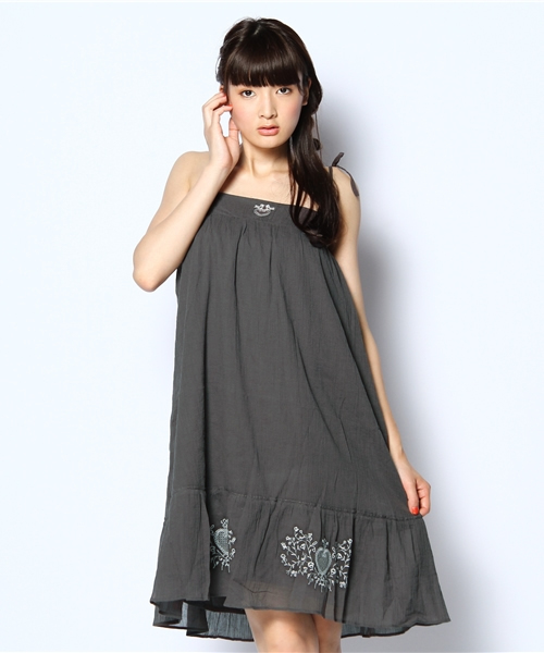 coen(コーエン)の「エンブロイダリー2wayスカート(スカート・レディース・ダークグレー/ホワイト・フリー)」の2枚目の写真