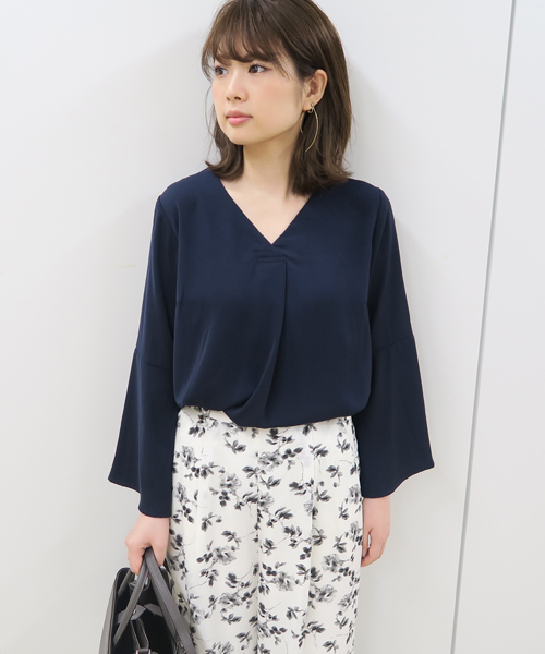 IMAGE COLLECTION(イマージュコレクション)の「袖スリットブラウス(シャツ/ブラウス・レディース・ボルドー/ネイビー/ダークグリーン・11号/7号/9号/13号/5号/15号)」の14枚目の写真