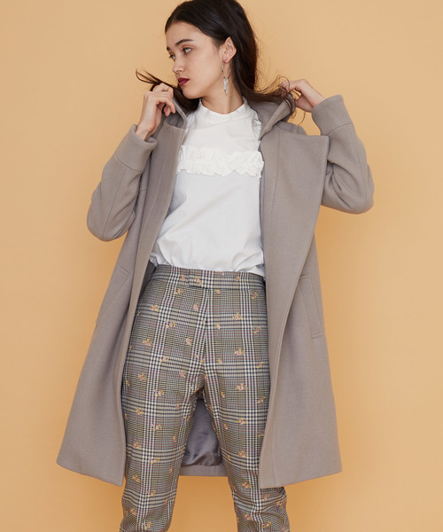 UNITED TOKYO（ユナイテッドトウキョウ）の「デタッチャブルフードコート（その他アウター・レディース・ブラック/グレー/グレイッシュベージュ/ベージュ/ネイビー/カーキ・1/2）」の4枚目の写真