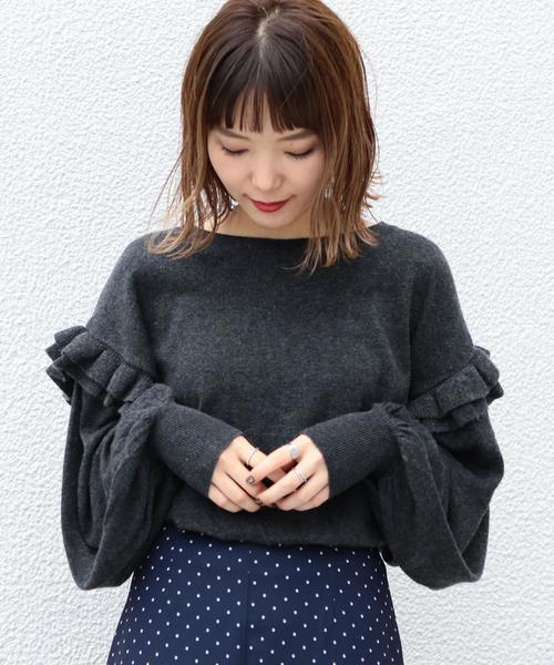 Another Edition(アナザーエディション)の「袖フリルプルオーバー ◆(ニット/セーター・レディース・ベージュ/パープル/ダークグレー・FREE)」の2枚目の写真